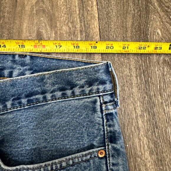Levi's 505 Jeans Men's 40x30 Medium Wash Regular Fit Stretch Denim - Picture 8 of 10